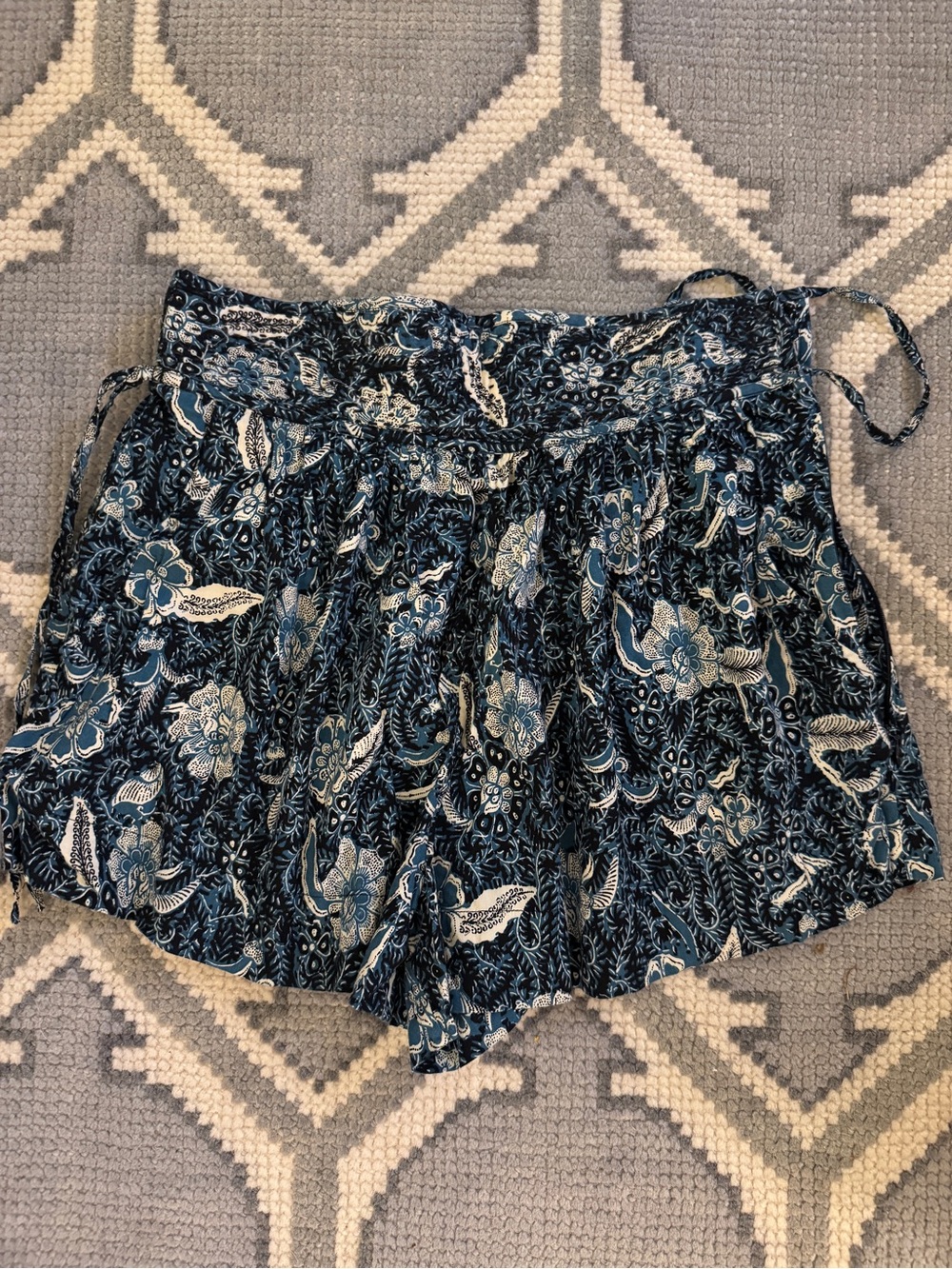 Ulla Johnson Navy and Cream Floral High-Waist Drawstring Shorts